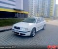Белый Шкода Октавия, объемом двигателя 1.6 л и пробегом 210 тыс. км за 3900 $, фото 1 на Automoto.ua