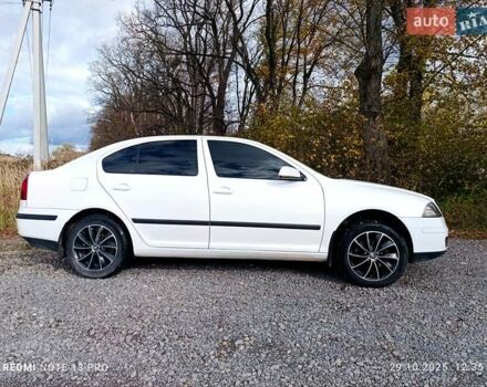 Шкода Октавія 2005 у Миколаїв на Automoto.ua Білий Шкода Октавія, об'ємом двигуна 1.9 л та пробігом 265 тис. км за 5900 $, фото 6 на Automoto.ua
