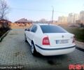Белый Шкода Октавия, объемом двигателя 1.6 л и пробегом 210 тыс. км за 3900 $, фото 3 на Automoto.ua