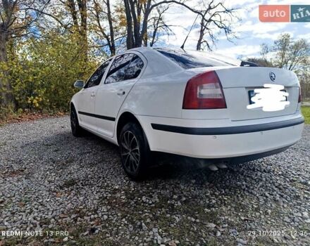 Шкода Октавія 2005 у Миколаїв на Automoto.ua Білий Шкода Октавія, об'ємом двигуна 1.9 л та пробігом 265 тис. км за 5900 $, фото 5 на Automoto.ua