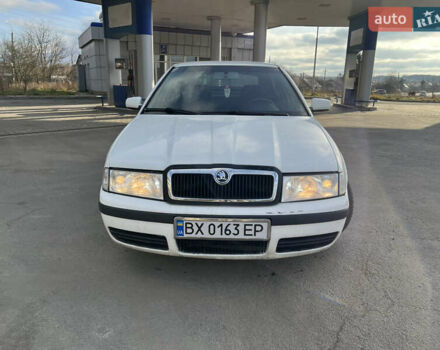 Білий Шкода Октавія, об'ємом двигуна 1.8 л та пробігом 285 тис. км за 4000 $, фото 2 на Automoto.ua