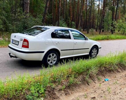 Білий Шкода Октавія, об'ємом двигуна 1.8 л та пробігом 172 тис. км за 5500 $, фото 12 на Automoto.ua