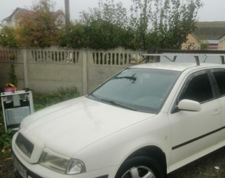 Білий Шкода Октавія, об'ємом двигуна 1.8 л та пробігом 250 тис. км за 4300 $, фото 10 на Automoto.ua