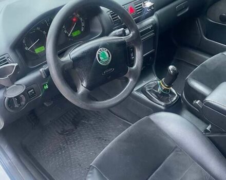 Білий Шкода Октавія, об'ємом двигуна 1.6 л та пробігом 300 тис. км за 5450 $, фото 6 на Automoto.ua