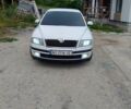 Белый Шкода Октавия, объемом двигателя 1.6 л и пробегом 155 тыс. км за 5800 $, фото 1 на Automoto.ua