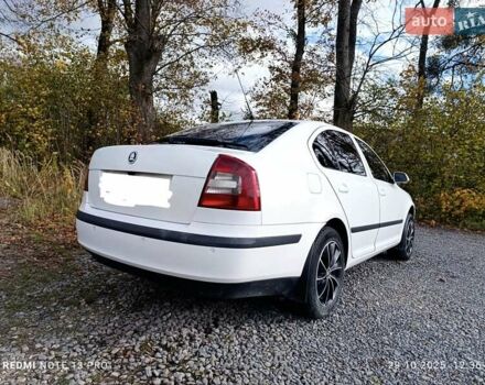 Шкода Октавія 2005 у Миколаїв на Automoto.ua Білий Шкода Октавія, об'ємом двигуна 1.9 л та пробігом 265 тис. км за 5900 $, фото 3 на Automoto.ua