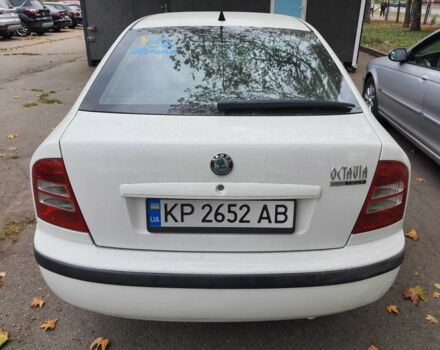 Белый Шкода Октавия, объемом двигателя 1.6 л и пробегом 239 тыс. км за 5100 $, фото 3 на Automoto.ua