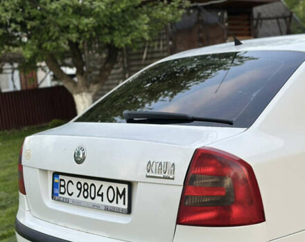 Білий Шкода Октавія, об'ємом двигуна 1.9 л та пробігом 285 тис. км за 5200 $, фото 4 на Automoto.ua