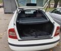 Белый Шкода Октавия, объемом двигателя 1.6 л и пробегом 239 тыс. км за 5100 $, фото 10 на Automoto.ua