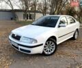 Шкода Октавия 2006 в Кривом Роге на Automoto.ua Белый Шкода Октавия, объемом двигателя 1.6 л и пробегом 187 тыс. км за 4800 $, фото 1 на Automoto.ua