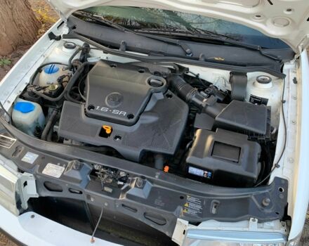 Шкода Октавия 2006 в Кривом Роге на Automoto.ua Белый Шкода Октавия, объемом двигателя 1.6 л и пробегом 187 тыс. км за 4800 $, фото 23 на Automoto.ua