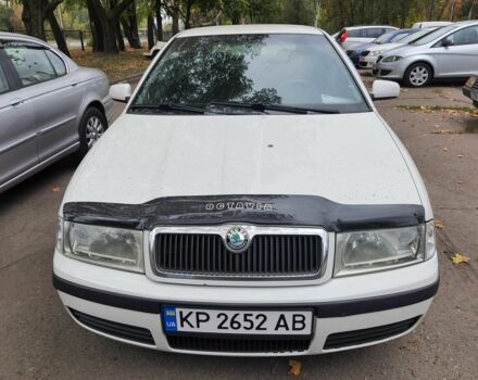 Белый Шкода Октавия, объемом двигателя 1.6 л и пробегом 239 тыс. км за 5100 $, фото 4 на Automoto.ua