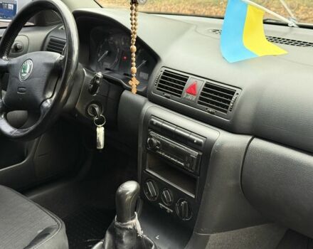 Белый Шкода Октавия, объемом двигателя 1.6 л и пробегом 1 тыс. км за 4350 $, фото 13 на Automoto.ua