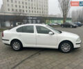Белый Шкода Октавия, объемом двигателя 1.6 л и пробегом 295 тыс. км за 5850 $, фото 3 на Automoto.ua