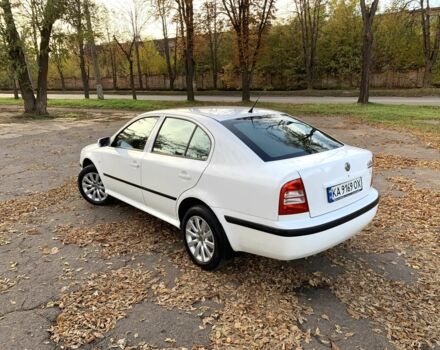 Шкода Октавия 2006 в Кривом Роге на Automoto.ua Белый Шкода Октавия, объемом двигателя 1.6 л и пробегом 187 тыс. км за 4800 $, фото 9 на Automoto.ua