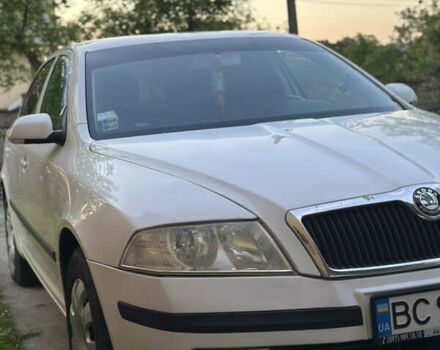 Білий Шкода Октавія, об'ємом двигуна 1.9 л та пробігом 285 тис. км за 5200 $, фото 5 на Automoto.ua