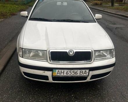 Белый Шкода Октавия, объемом двигателя 1.6 л и пробегом 325 тыс. км за 4600 $, фото 1 на Automoto.ua