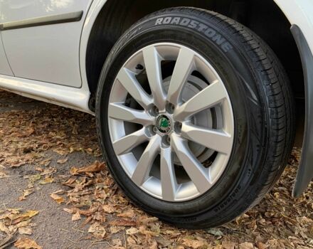 Шкода Октавия 2006 в Кривом Роге на Automoto.ua Белый Шкода Октавия, объемом двигателя 1.6 л и пробегом 187 тыс. км за 4800 $, фото 8 на Automoto.ua