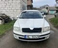 Білий Шкода Октавія, об'ємом двигуна 2 л та пробігом 285 тис. км за 2000 $, фото 1 на Automoto.ua