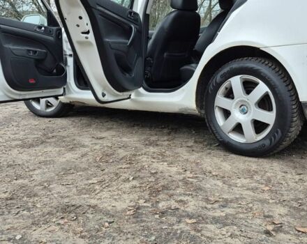 Білий Шкода Октавія, об'ємом двигуна 0 л та пробігом 300 тис. км за 2600 $, фото 21 на Automoto.ua