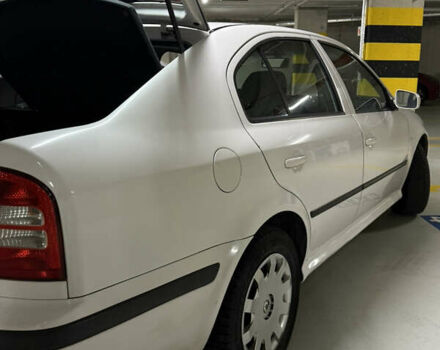 Шкода Октавия 2007 в Львове на Automoto.ua Белый Шкода Октавия, объемом двигателя 1.9 л и пробегом 249 тыс. км за 2700 $, фото 2 на Automoto.ua