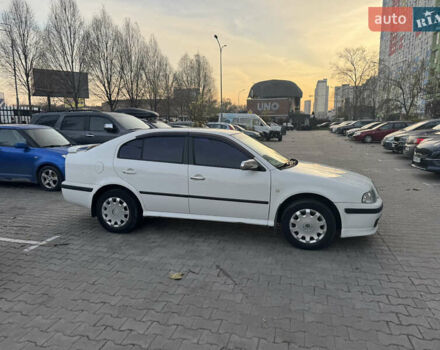 Белый Шкода Октавия, объемом двигателя 1.6 л и пробегом 213 тыс. км за 4500 $, фото 15 на Automoto.ua