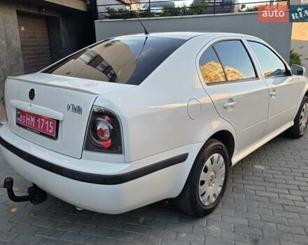 Білий Шкода Октавія, об'ємом двигуна 1.6 л та пробігом 230 тис. км за 4999 $, фото 10 на Automoto.ua