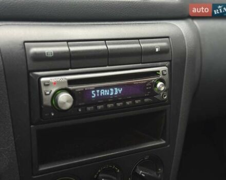 Белый Шкода Октавия, объемом двигателя 1.6 л и пробегом 261 тыс. км за 4750 $, фото 12 на Automoto.ua