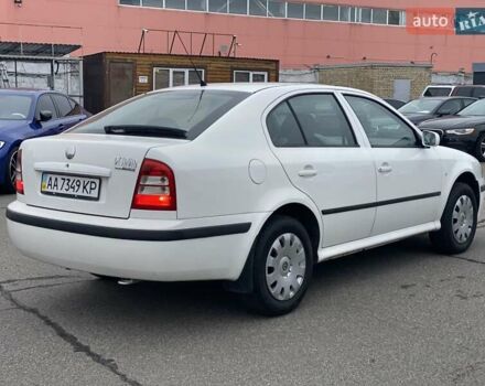 Білий Шкода Октавія, об'ємом двигуна 1.6 л та пробігом 261 тис. км за 4750 $, фото 5 на Automoto.ua