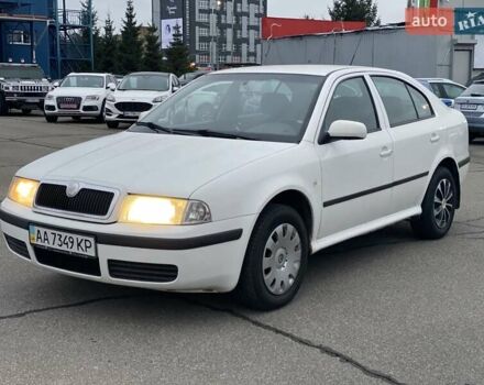 Білий Шкода Октавія, об'ємом двигуна 1.6 л та пробігом 261 тис. км за 4750 $, фото 2 на Automoto.ua