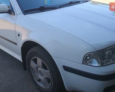 Білий Шкода Октавія, об'ємом двигуна 1.9 л та пробігом 330 тис. км за 6000 $, фото 2 на Automoto.ua