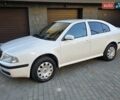 Білий Шкода Октавія, об'ємом двигуна 1.6 л та пробігом 230 тис. км за 4999 $, фото 3 на Automoto.ua