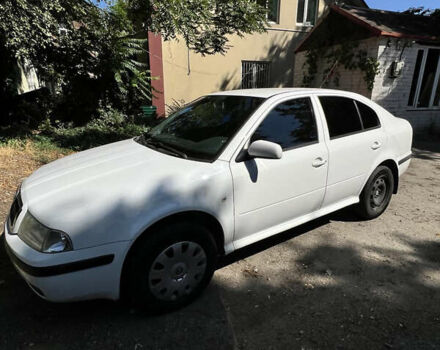 Білий Шкода Октавія, об'ємом двигуна 1.6 л та пробігом 196 тис. км за 4900 $, фото 9 на Automoto.ua