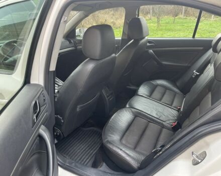 Білий Шкода Октавія, об'ємом двигуна 2 л та пробігом 285 тис. км за 2000 $, фото 14 на Automoto.ua