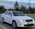 Білий Шкода Октавія, об'ємом двигуна 2 л та пробігом 2 тис. км за 6900 $, фото 1 на Automoto.ua