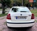 Белый Шкода Октавия, объемом двигателя 1.6 л и пробегом 256 тыс. км за 6200 $, фото 1 на Automoto.ua