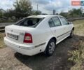 Белый Шкода Октавия, объемом двигателя 1.6 л и пробегом 200 тыс. км за 2350 $, фото 1 на Automoto.ua