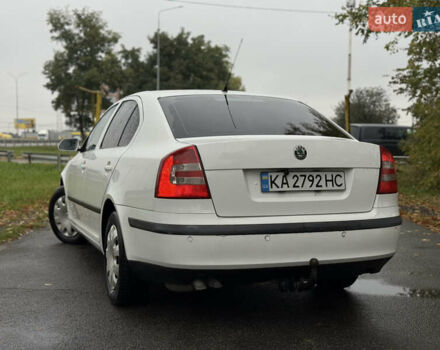 Белый Шкода Октавия, объемом двигателя 1.97 л и пробегом 220 тыс. км за 5500 $, фото 14 на Automoto.ua
