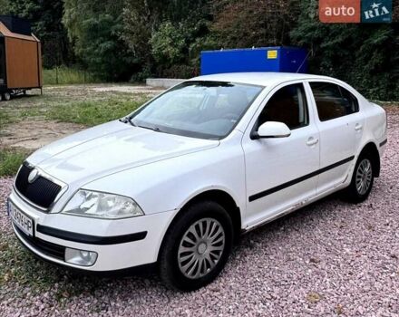 Белый Шкода Октавия, объемом двигателя 1.6 л и пробегом 256 тыс. км за 6200 $, фото 3 на Automoto.ua