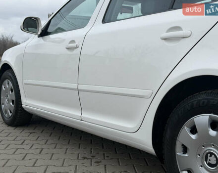 Белый Шкода Октавия, объемом двигателя 1.6 л и пробегом 231 тыс. км за 7150 $, фото 22 на Automoto.ua