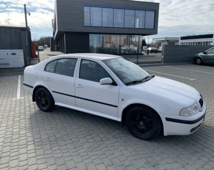 Білий Шкода Октавія, об'ємом двигуна 1.6 л та пробігом 181 тис. км за 7800 $, фото 2 на Automoto.ua