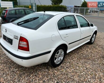 Белый Шкода Октавия, объемом двигателя 1.6 л и пробегом 173 тыс. км за 5499 $, фото 4 на Automoto.ua