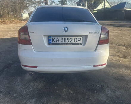 Белый Шкода Октавия, объемом двигателя 1.6 л и пробегом 266 тыс. км за 7700 $, фото 1 на Automoto.ua