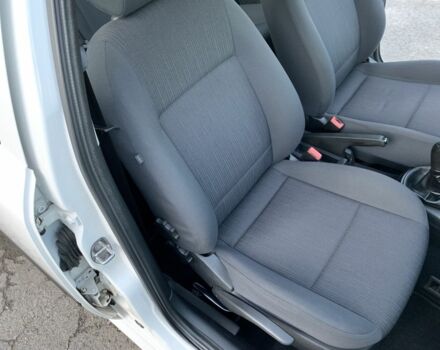 Білий Шкода Октавія, об'ємом двигуна 1.6 л та пробігом 181 тис. км за 7800 $, фото 13 на Automoto.ua