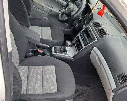 Белый Шкода Октавия, объемом двигателя 1.6 л и пробегом 270 тыс. км за 7250 $, фото 9 на Automoto.ua