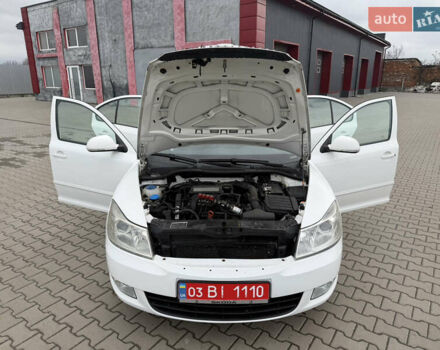 Белый Шкода Октавия, объемом двигателя 1.6 л и пробегом 231 тыс. км за 7150 $, фото 47 на Automoto.ua