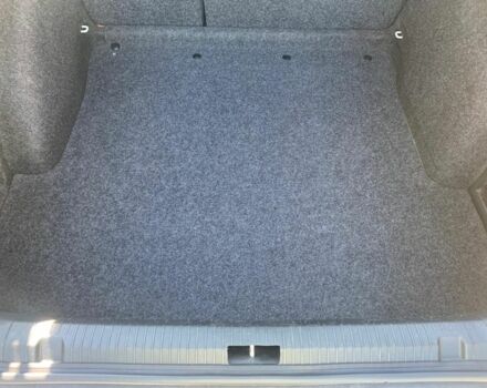 Білий Шкода Октавія, об'ємом двигуна 1.6 л та пробігом 181 тис. км за 7800 $, фото 12 на Automoto.ua