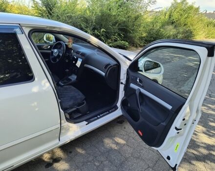 Білий Шкода Октавія, об'ємом двигуна 1.6 л та пробігом 186 тис. км за 6950 $, фото 6 на Automoto.ua
