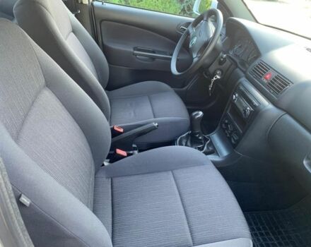 Білий Шкода Октавія, об'ємом двигуна 1.6 л та пробігом 181 тис. км за 7800 $, фото 4 на Automoto.ua