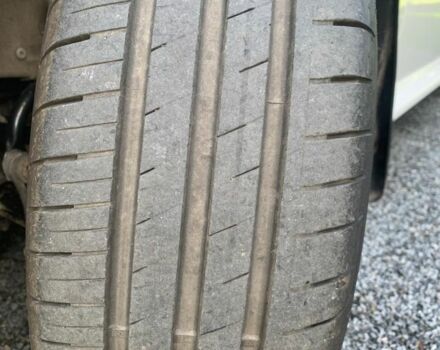 Білий Шкода Октавія, об'ємом двигуна 1.6 л та пробігом 181 тис. км за 7800 $, фото 7 на Automoto.ua